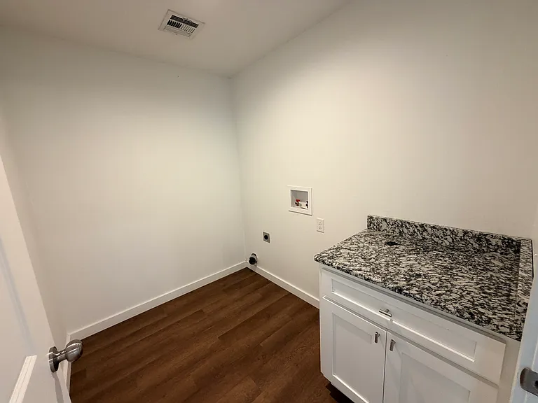 17510 W Seth Rd — Photo 34