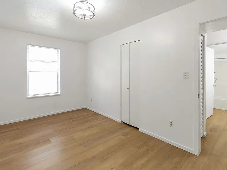 770 N Main St #11 — Photo 14