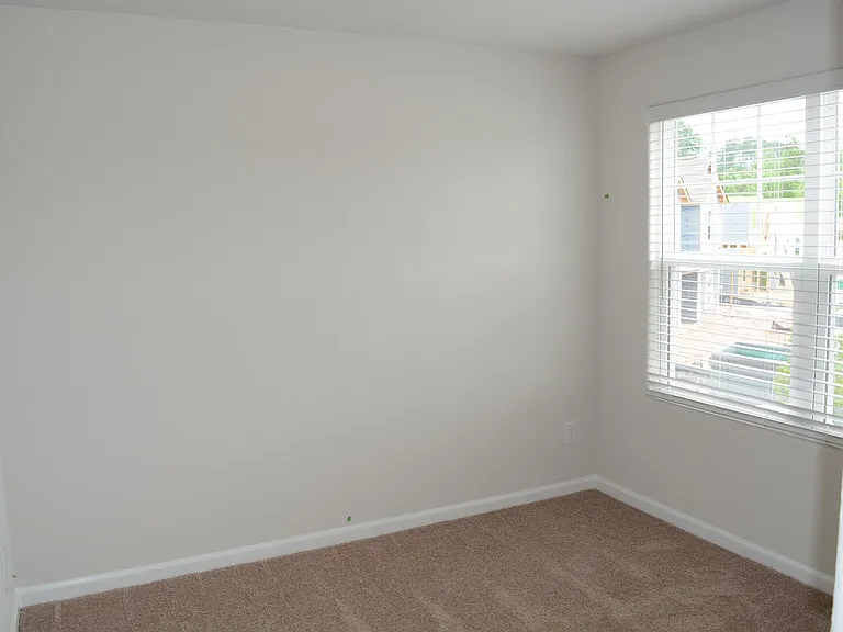 248 Yorktown Ln #1 — Photo 4