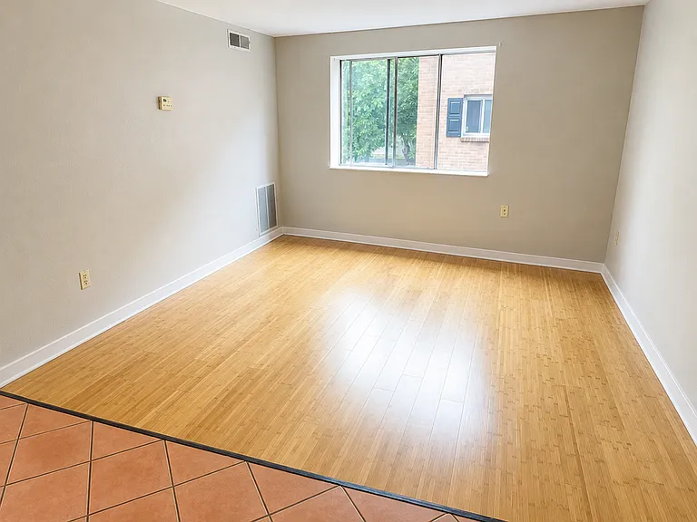 Hardwood 1-Bedroom (Unit 101)