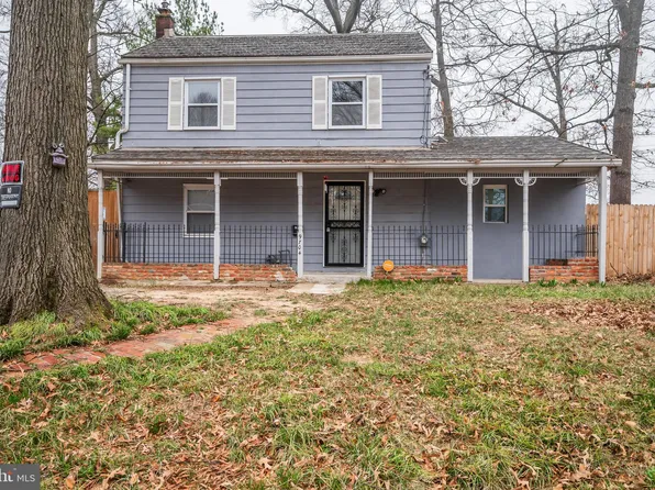 9704 47th Pl, College Park, MD 20740