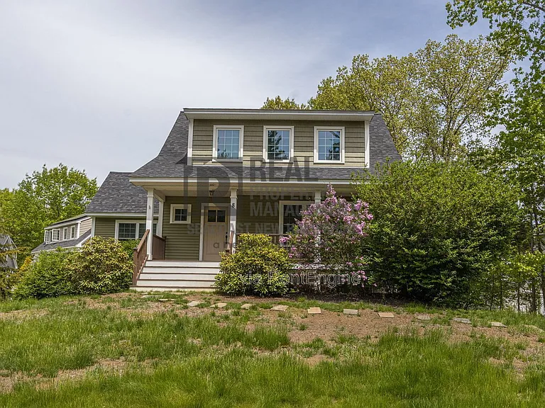 8 Winslow Dr — Photo 3