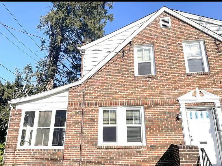 4300 Jefferson St — Photo 9