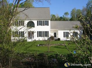 32 Rosemere Rd, Ballston Lake, NY 12019