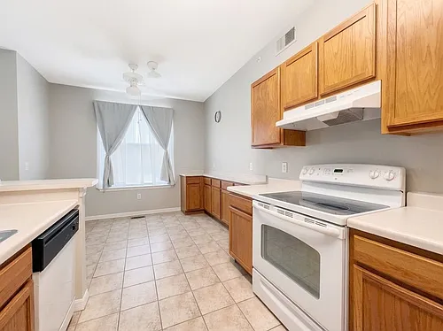 7940 Preserve Cir Photo 1