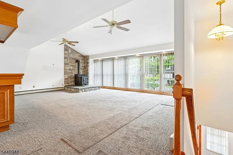 3 bed, 2.0 bath, $3,950 — Photo 4
