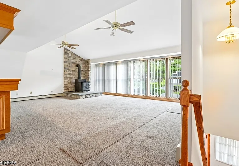 488 Cedar Ln — Photo 4