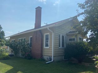 512 10th St, Ames, IA 50010