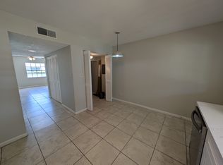 887 89th Ave N, Saint Petersburg, FL 33702