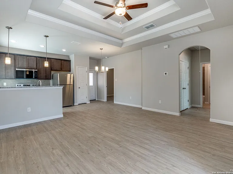 431 Trefger St — Photo 2