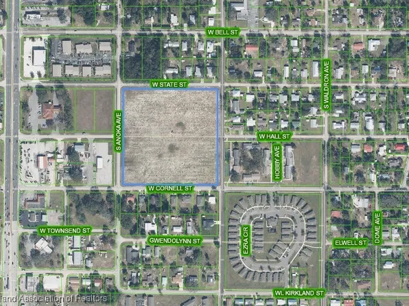 911 W State St, Avon Park, FL 33825