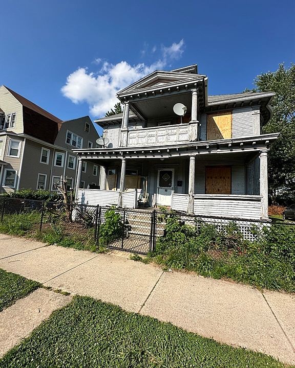 1st image of 49 Maynard St