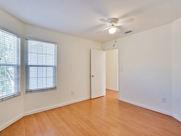 1583 Timber Creek Dr — Photo 20
