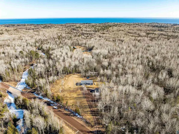 1362 Shilhon Rd, Duluth, MN 55804