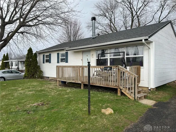 164 Locust Dr, Fairborn, OH 45324