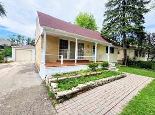 684 Hickory Dr, Buffalo Grove, IL 60089