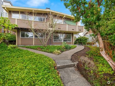 3031 3033 21st Avenue W, Seattle, WA, 98199