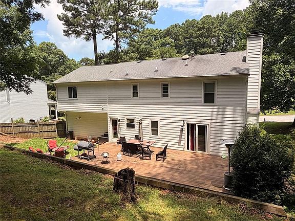 4th image of 2135 Laurel Mill Way