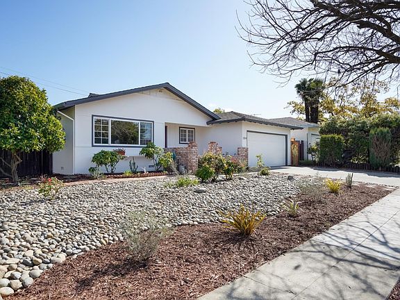4th image of 7894 Fiesta Ln