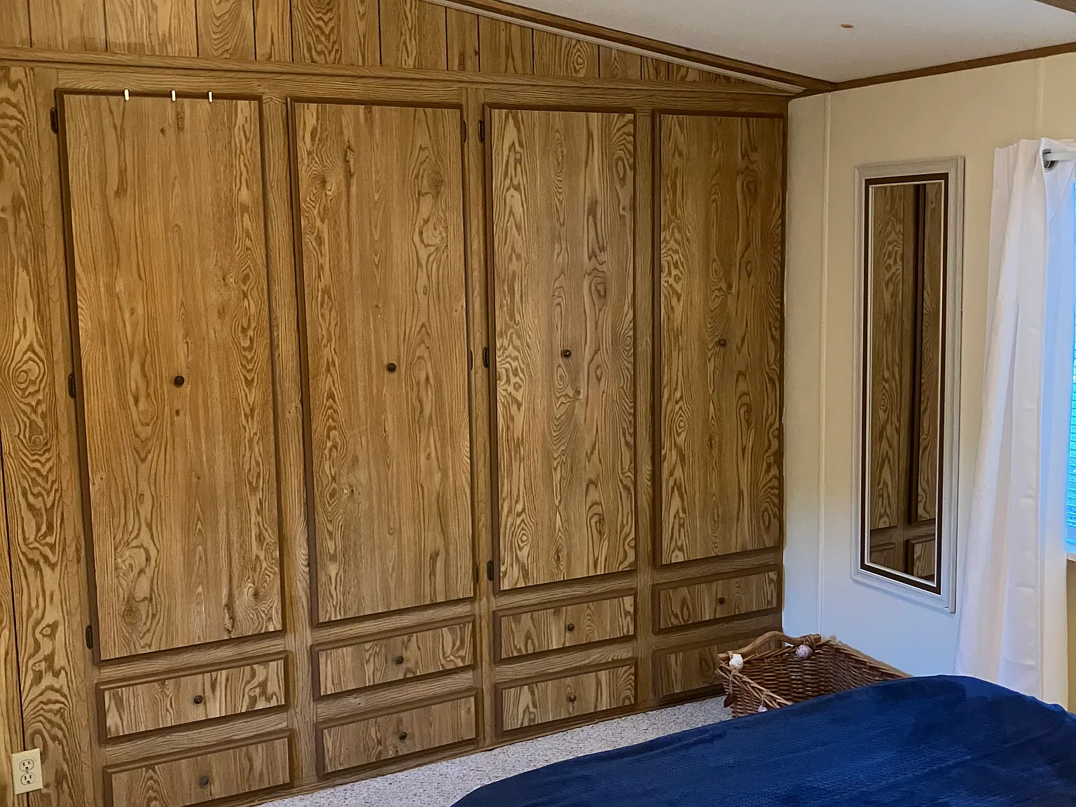 2 bed, 924 sqft, $1,800 — Photo 3
