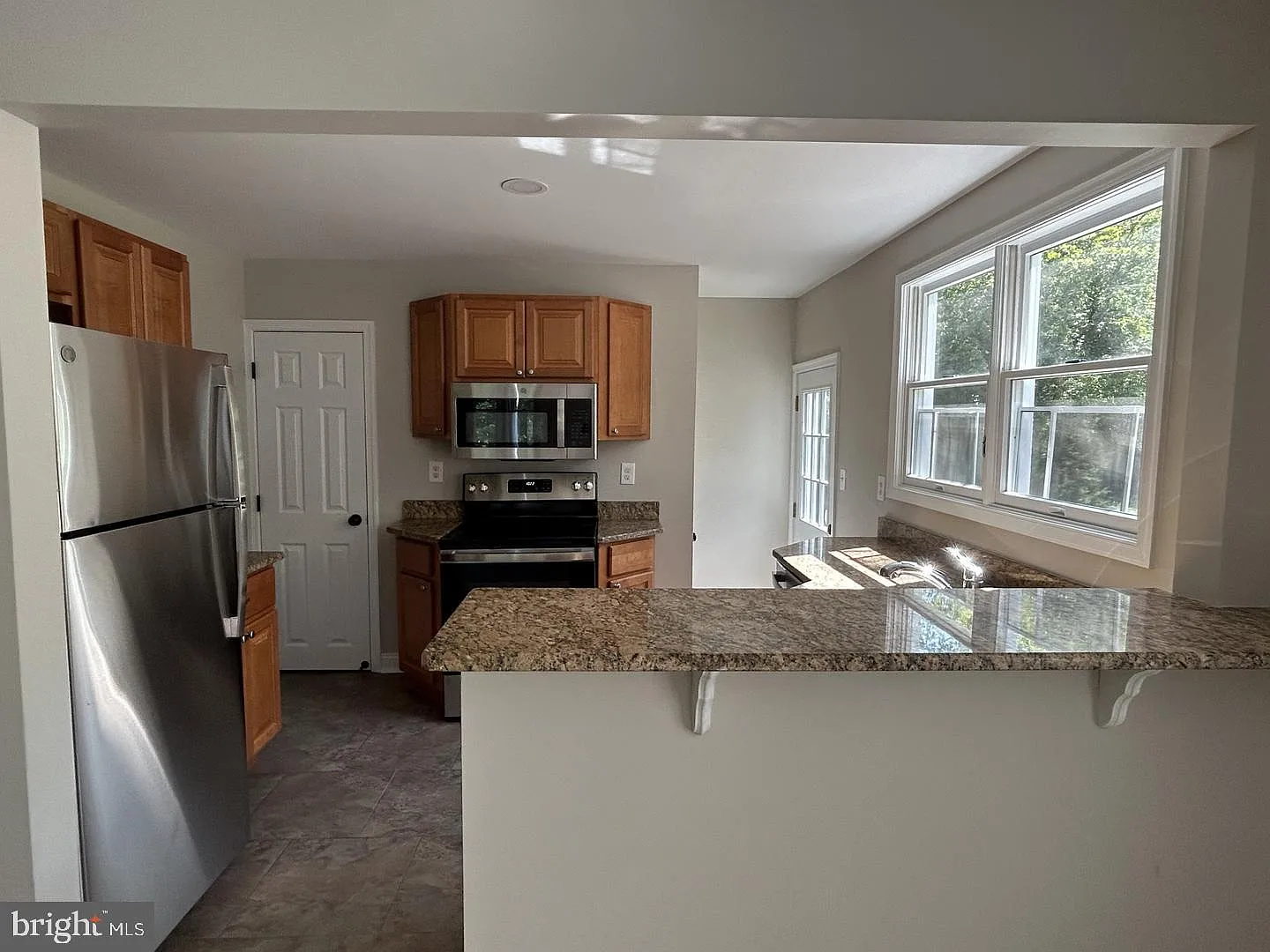 1 bed, 1.0 bath, 684 sqft, $2,000 — Photo 3