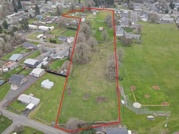 2675 Gable Rd, Saint Helens, OR 97051