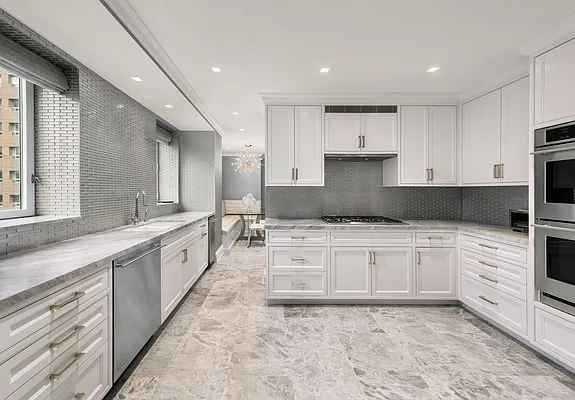 Rented by Douglas Elliman | media 35