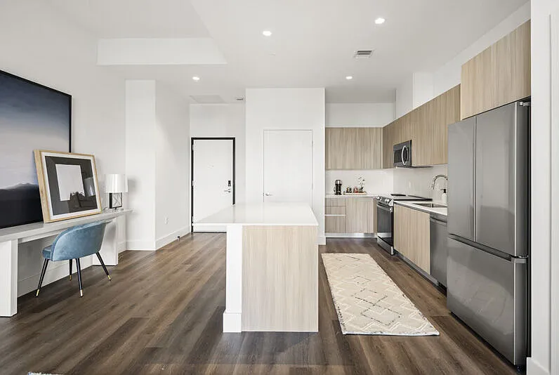 Grove Central Residences — Photo 2