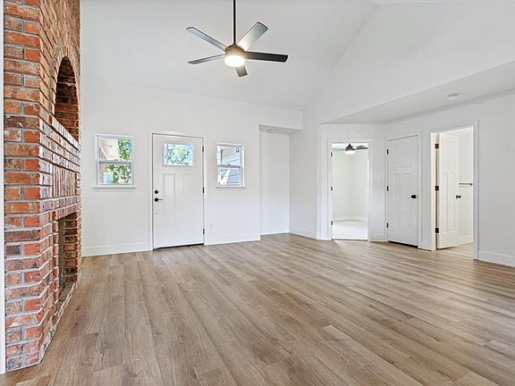 5th image of 423 N 37th Pl