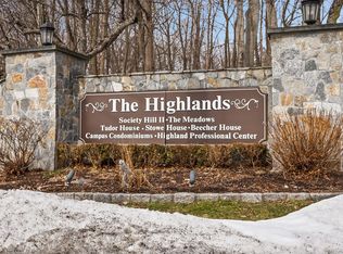 4 Nottingham Cir, Peekskill, NY 10566