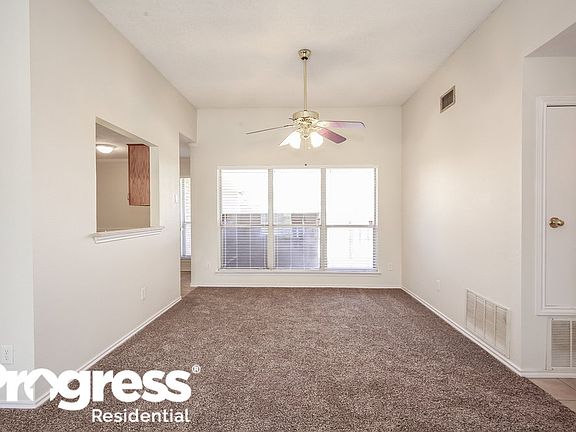 4th image of 2321 Cedarwood Dr
