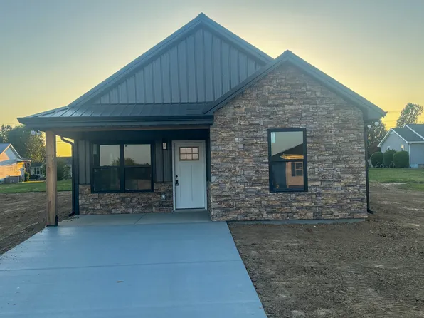 169 Edgewood Dr, Hohenwald, TN 38462