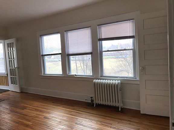 living room - lots of windows!