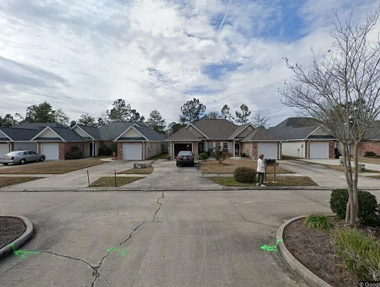 145 Emerald Pines Ct