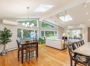 13 Hart Rd, Lynnfield, MA 01940