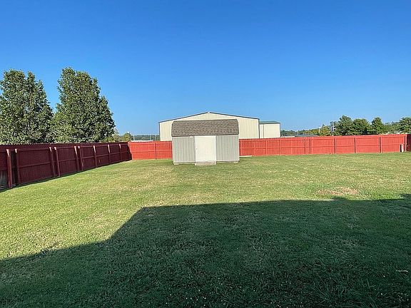 4th image of 1504 David Dr