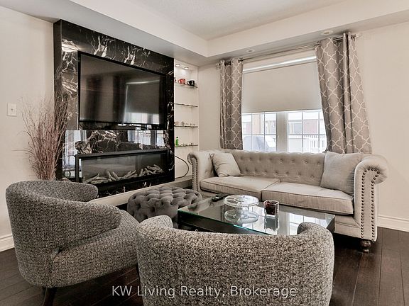 4th image of 740 Neighbourhood Cir #4