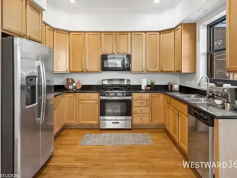3316 N Halsted St #3 — Photo 3