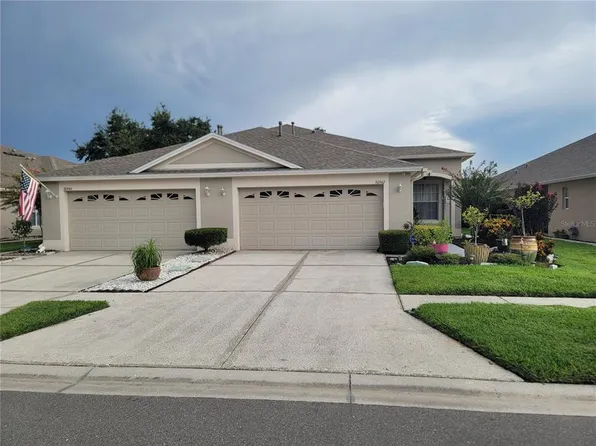 30942 Whitlock Dr, Zephyrhills, FL 33543