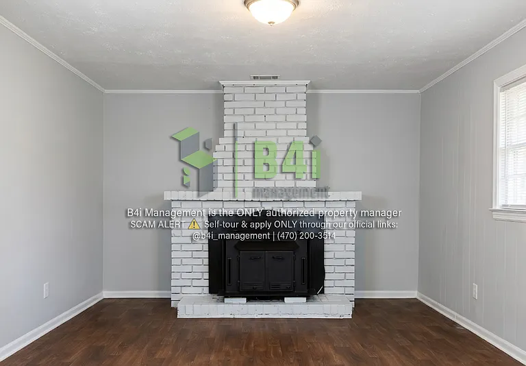 6106 Venetian Way SW — Photo 3