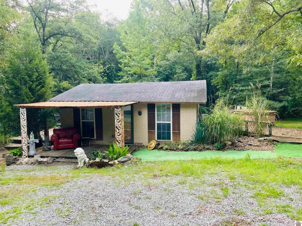 323 Kirkwood Rd, Benton, KY 42025