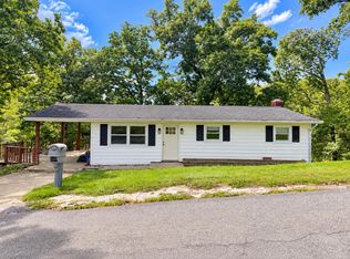 2126 W Happy Rdg, Ashland, KY 41102