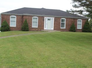 251 Palomino Dr, Harrodsburg, KY 40330
