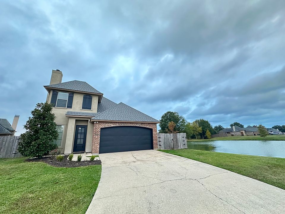 1st image of 100 Grazing Trace Dr
