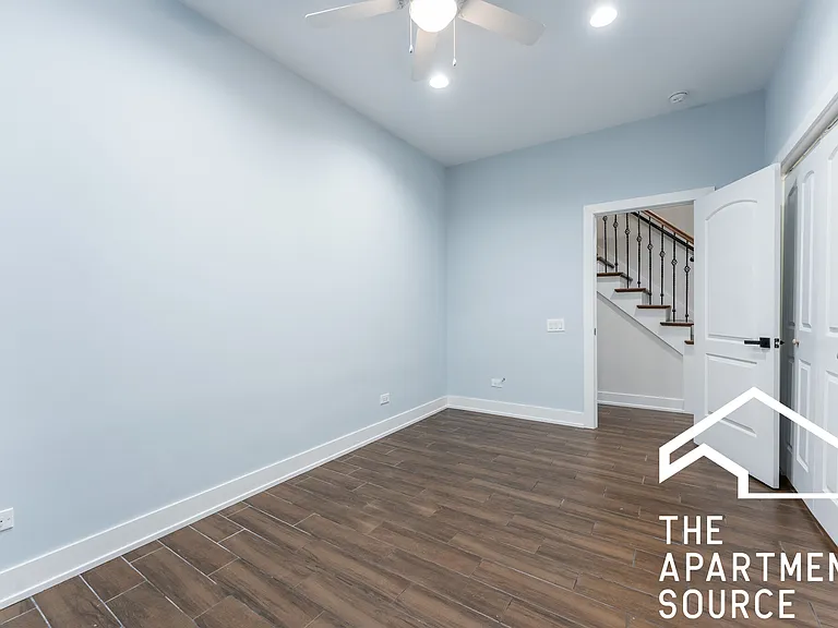 3329 N Avers Ave #1S — Photo 28