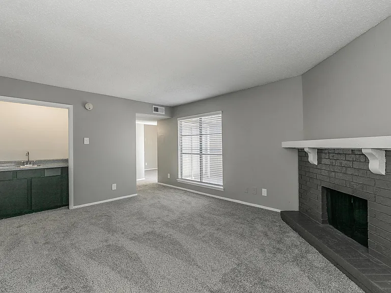 Station 121 at Town Center Apartments — Photo 38