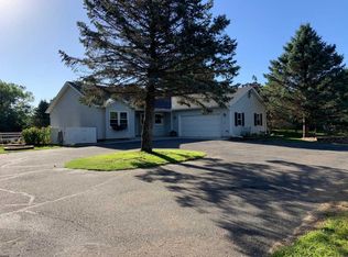 694 Baker Rd, Hudson, WI 54016