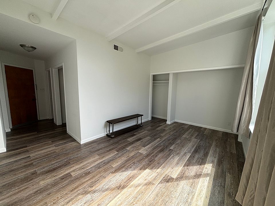 1st image of 3010 Clay St APT 1