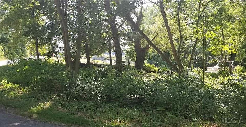2nd image of 5000 Rays Dr