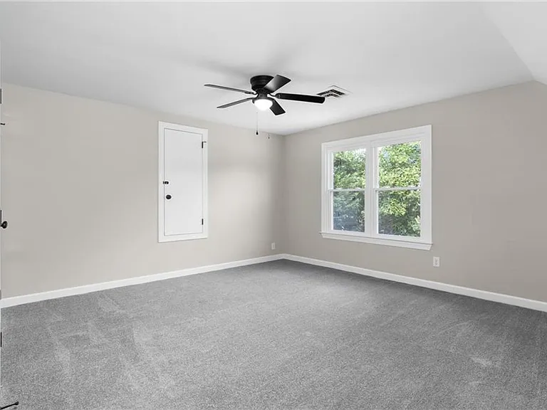 1605 Dey Cove Dr — Photo 22